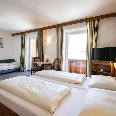 Pension Nina & Gasthof Alpenrose Gschnitz Ngoại thất bức ảnh